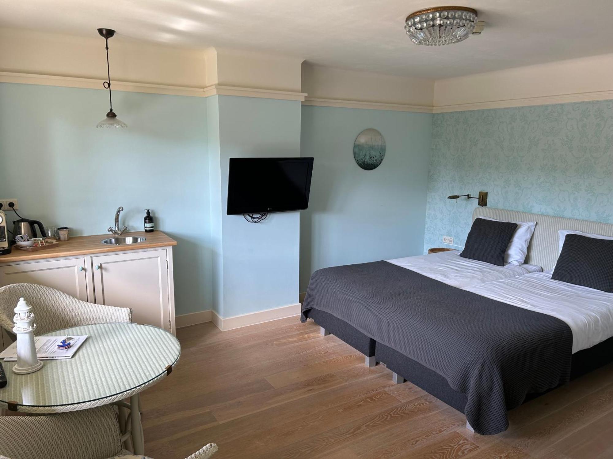 Villa Nieuwland B&B デン・ウフェル エクステリア 写真